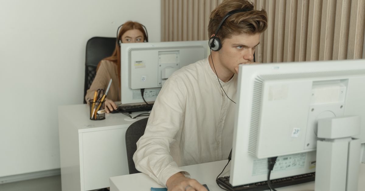 Navigating Challenges in Remote IT Support Delivery